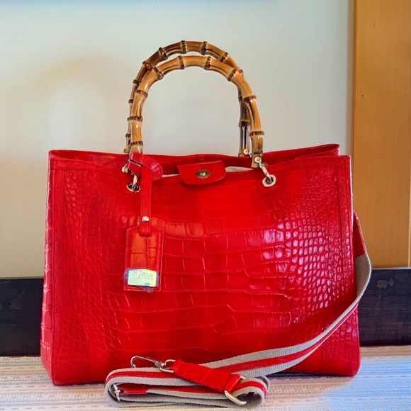 The J. Peterman Company Handbags - New‼️♥️NWOT Large Italian croc print leather bag by J Peterman✨✨✨